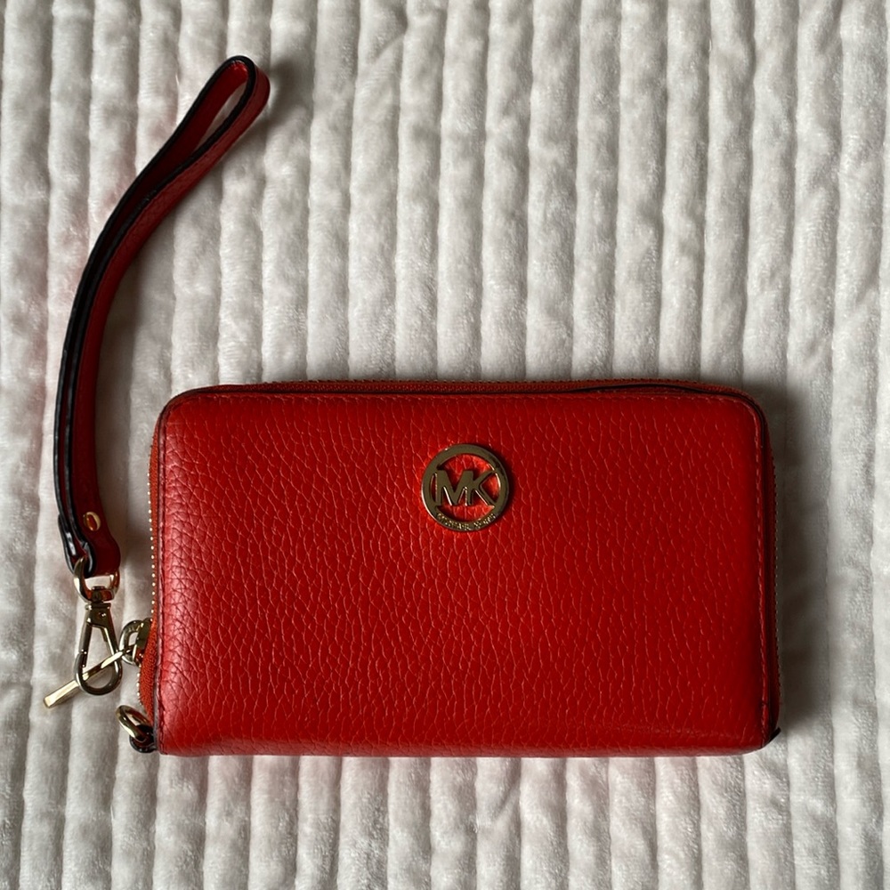 Michael Kors Zip Around Wallet Wristlet